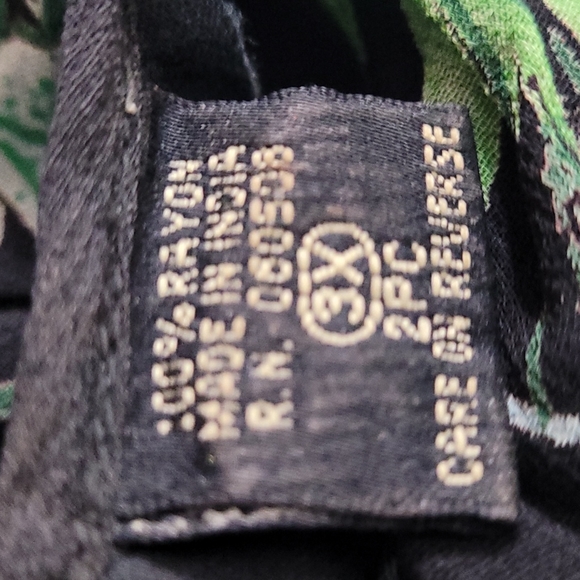 Lola P woman dress - Picture 3 of 3